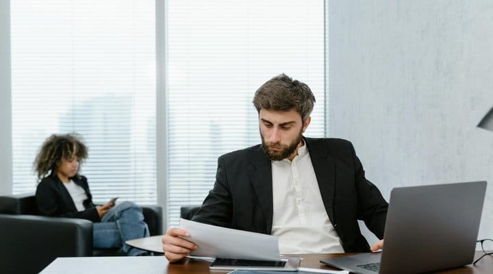 A Deep Dive into HR Policies and Procedures